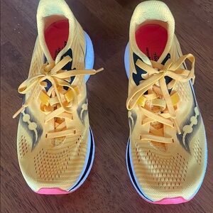 Saucony Endorphin Pro Speed 2 Running Shoes